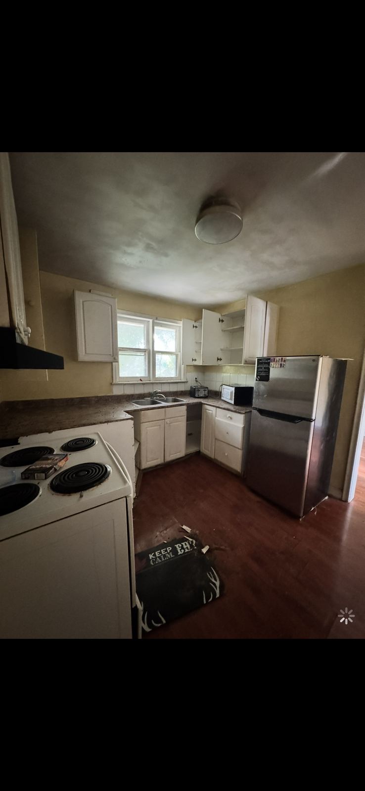 Detached Bungalow in Oshawa, photo 8 of 20