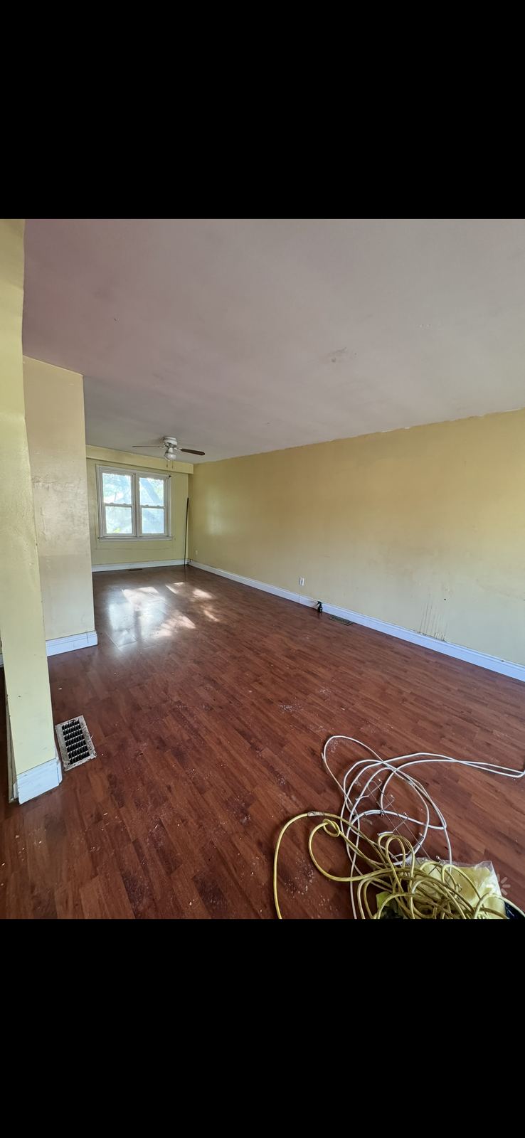 Detached Bungalow in Oshawa, photo 10 of 20