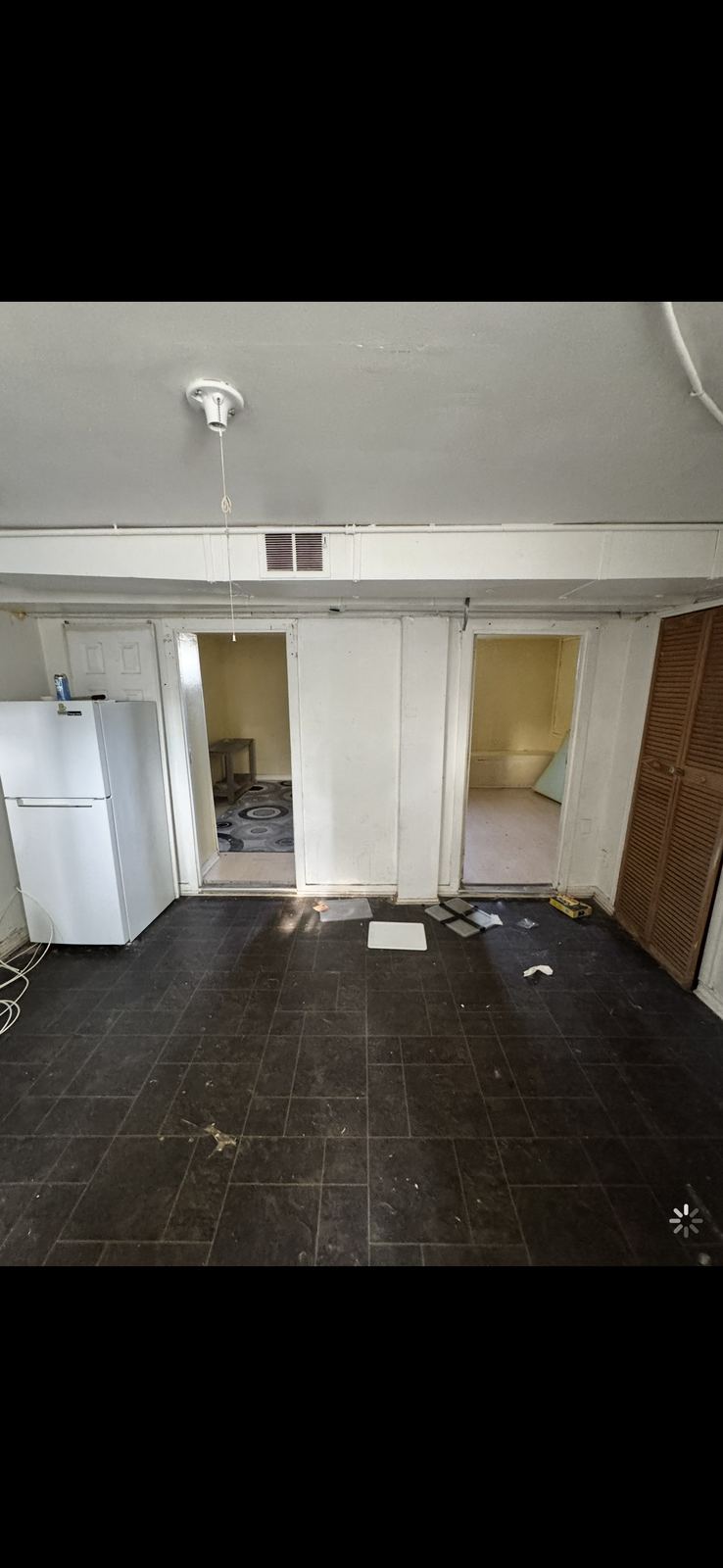Detached Bungalow in Oshawa, photo 13 of 20